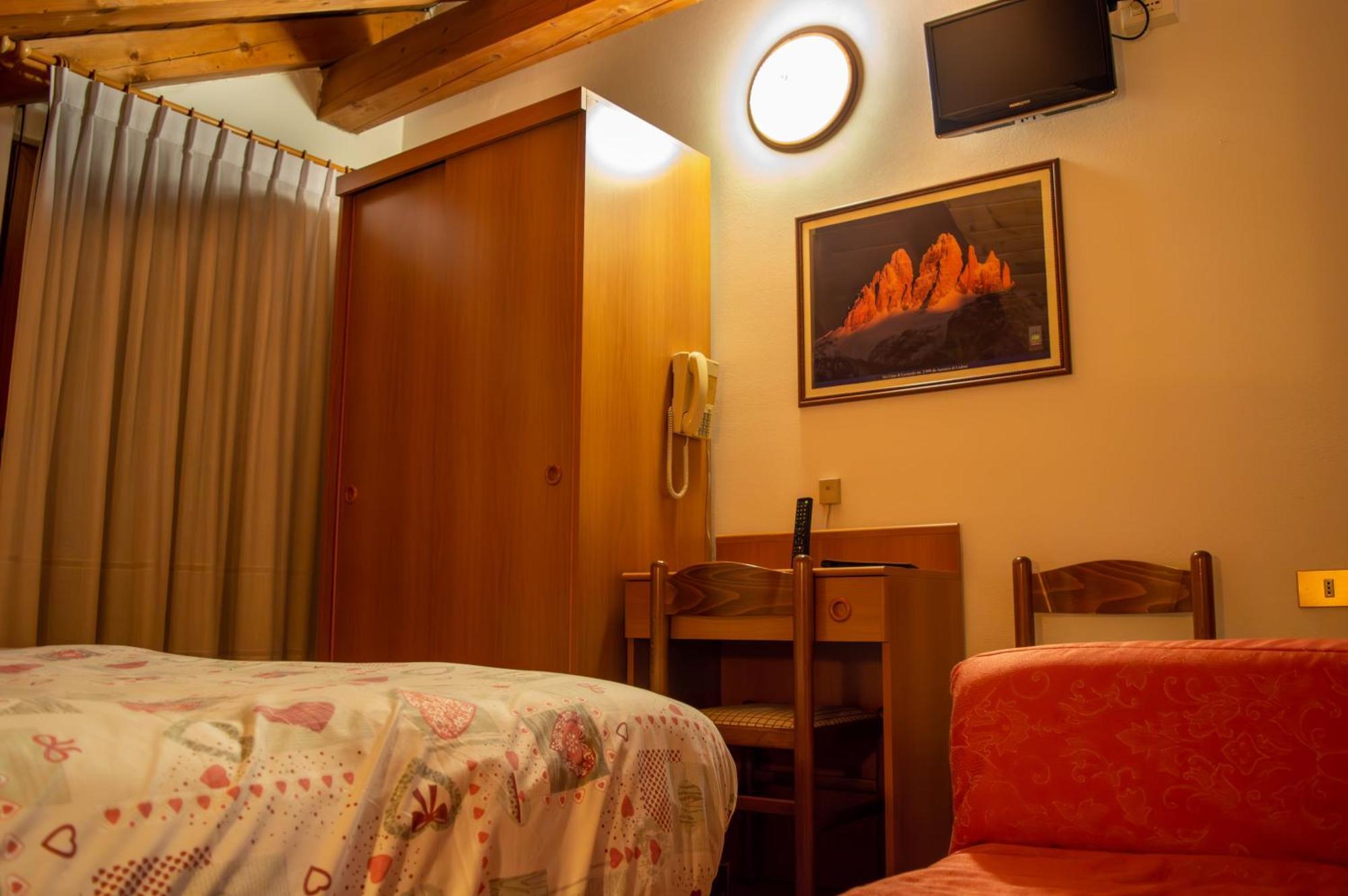 Hotel Serena - Tre Cime Views Auronzo di Cadore Chambre photo